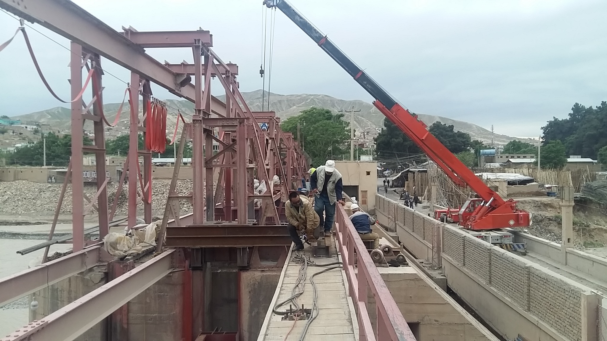 پروژه ترمیم اساسی دوازه های بند برق اول پلخمری