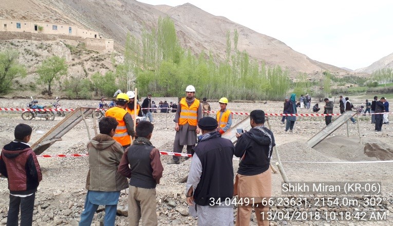 په شیخ میران کلي کې د سیند سواحلو تحکیمات