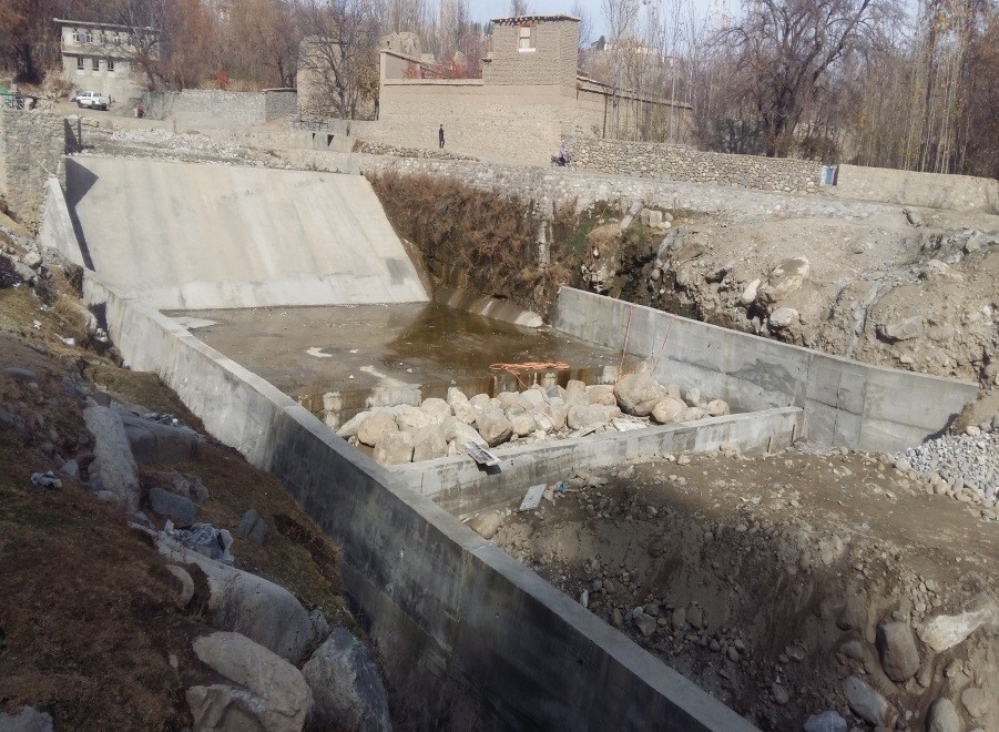اصلاح و بازسازی کانال محله سیدان