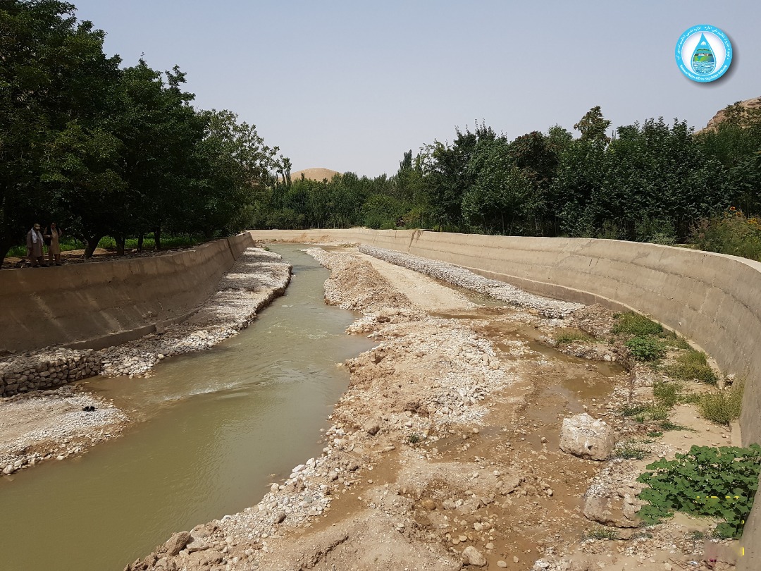 د سمنګانو ولایت د مسجد کلان د تحکیماتو پروژې لومړی لاټ بشپړ شوو